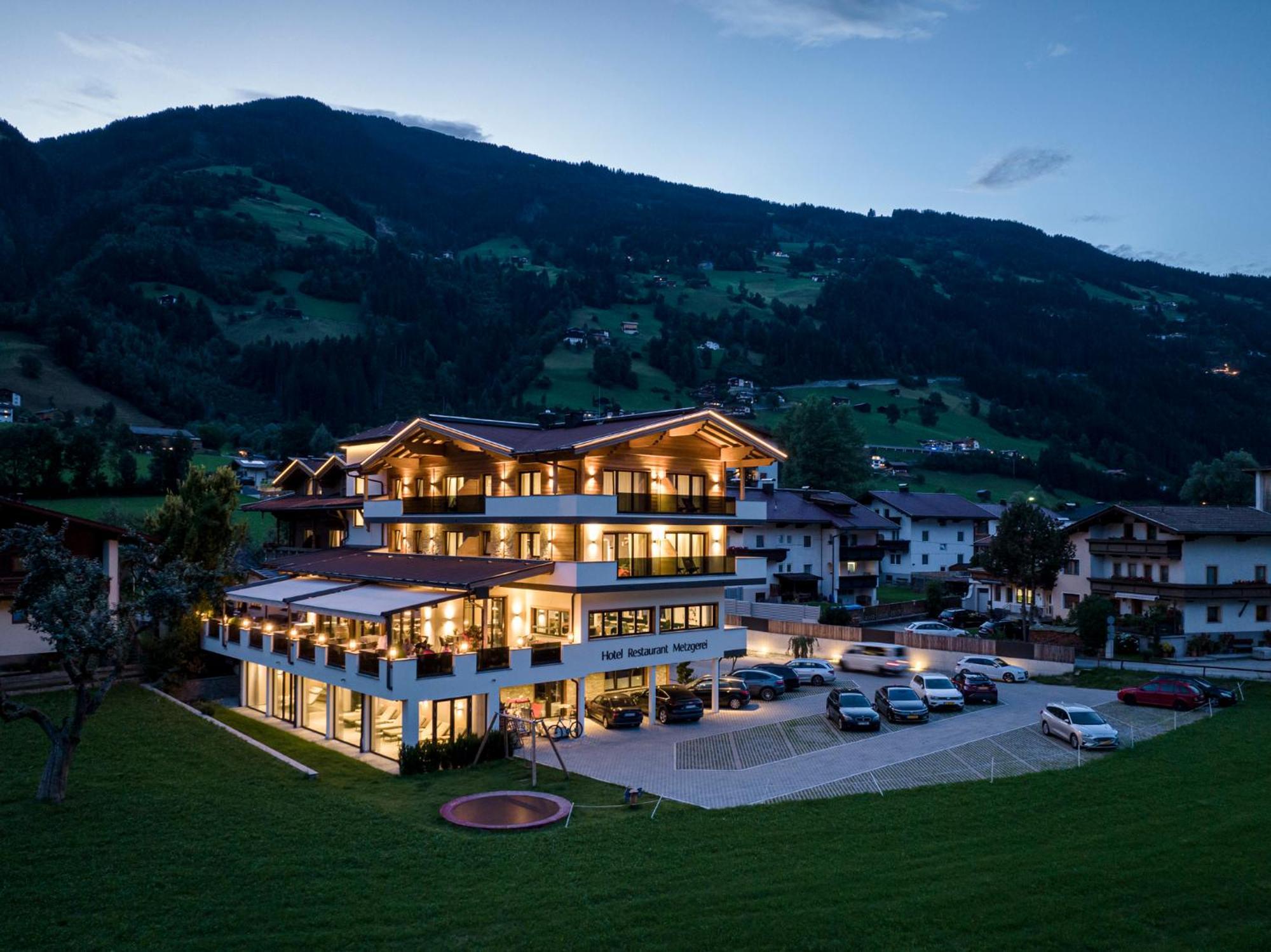 Metzgerwirt Hotel Hippach Exterior foto